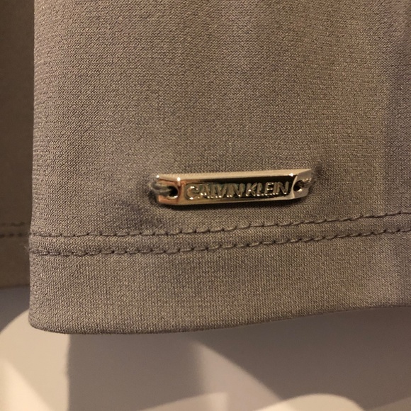 Calvin Klein grey sleeveless blouse - Picture 2 of 6